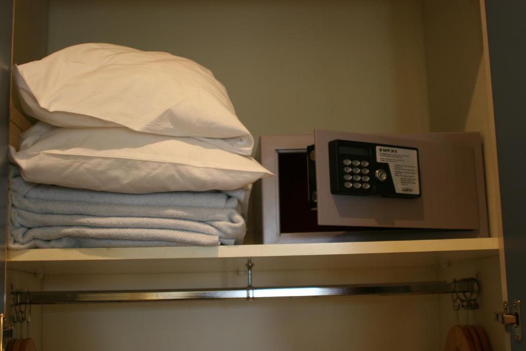 Hotel Rambla Figueres Chambre photo