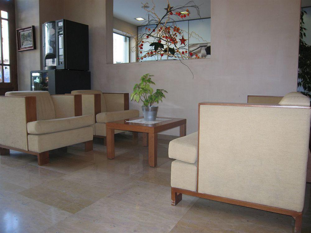 Hotel Rambla Figueres Extérieur photo